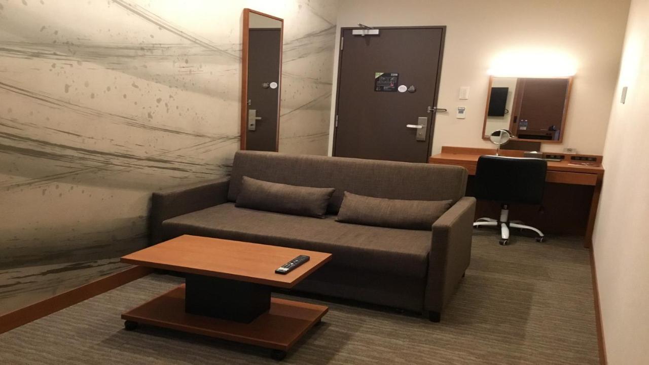 Odysis Suites Osaka Airport Hotel Izumisano Extérieur photo