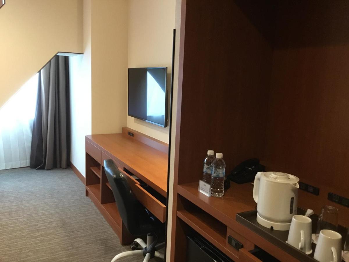 Odysis Suites Osaka Airport Hotel Izumisano Extérieur photo